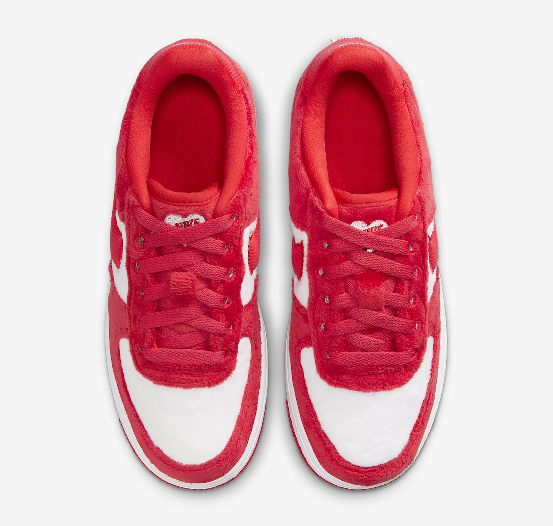 Nike Air Force 1 Low GS Valentines Day 2024 4