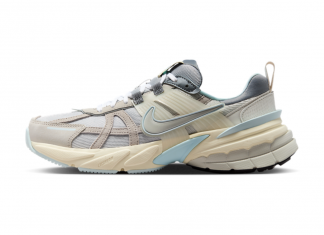 Nike V2K Run „Light Bone“