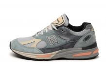 New Balance 991 V2 „Light Blue“
