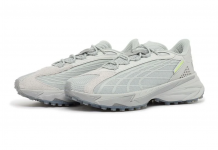 PLEASURES x Puma Spirex „Glacial Grey“