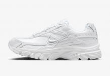 Nike Initiator „White Photon Dust“