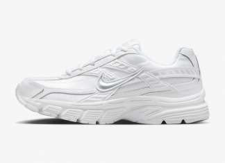 Nike Initiator „White Photon Dust“
