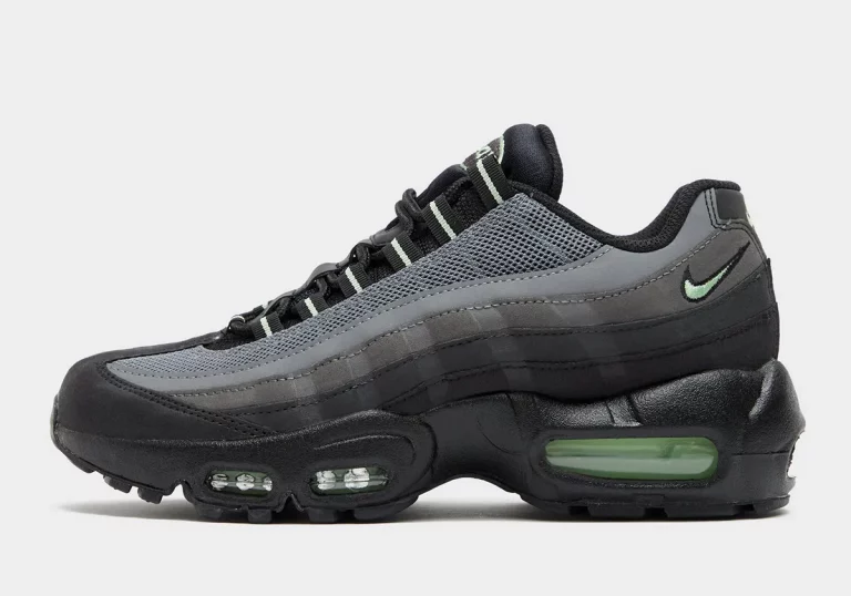 nike-air-max-95-black-vapor-green-anthracite-hm0622-001 1
