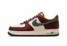 Nike Air Force 1 Low „Dark Team Red“