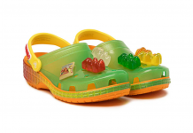 Haribo x Crocs Classic Clog „Multicolor“ Haribo x Crocs Clasic Clog Multi Beitrag (1100 × 785 px)