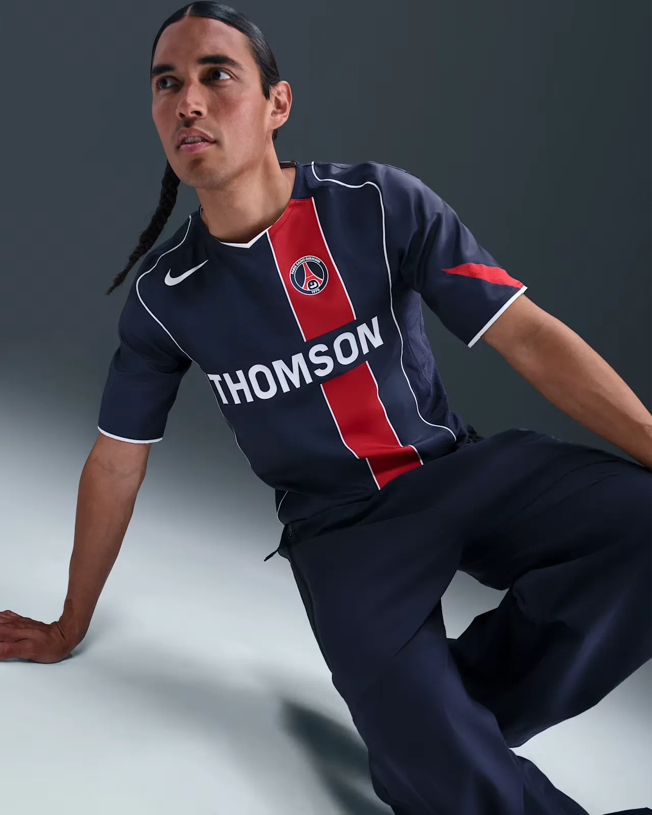 PSG x Nike Total 90 Home Jersey 2004 2E3551 PSG x Nike Total 90 Reissue Jersey HOME 2004 IF9578 410 img2 1000x1000 1