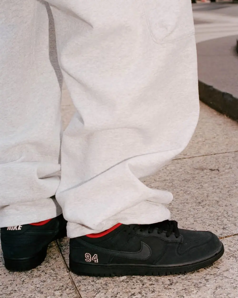 Supreme x Nike SB Dunk Low "Black" 1AFdskjkks 122.jpg