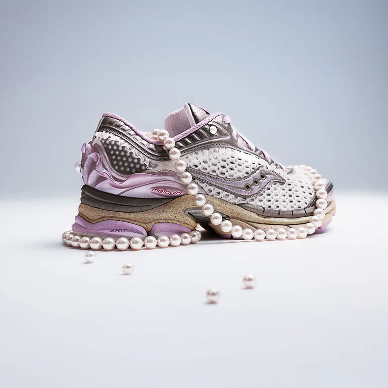 Metagirl x Saucony Progrid Paramount "Daughter of the Moon" T0VukUqguqzotDPYOqxY S61021 1 Saucony x Metagirl Pro Grid Paramount Moon Lilac of sm