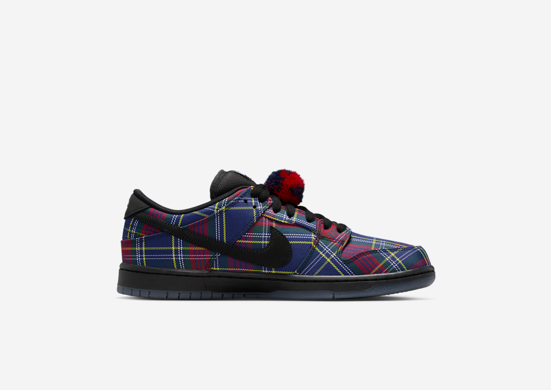 Nardwuar x Nike SB Dunk Low "Tam O Shanter Hat" ii1493 600 3