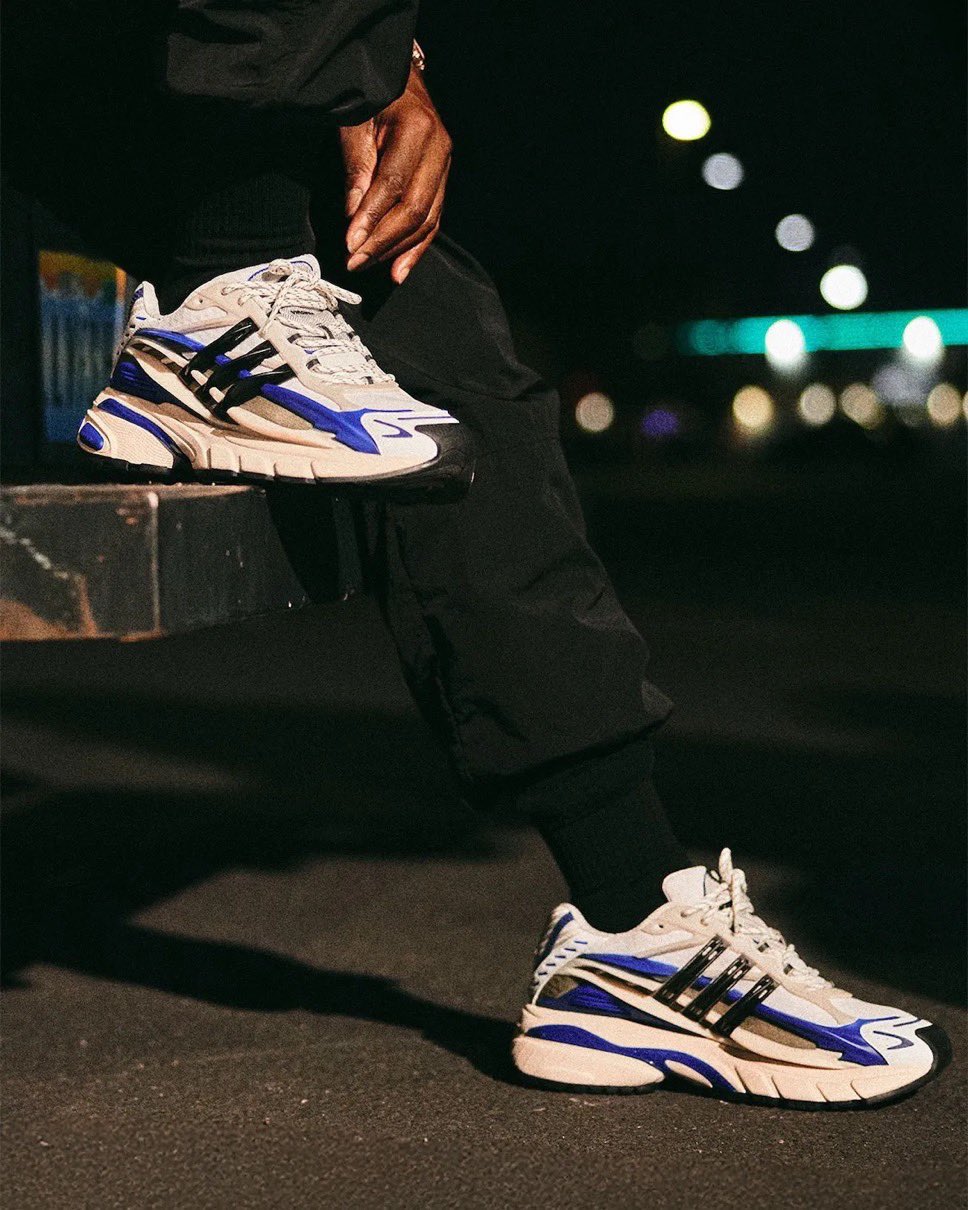 Pharrell x Adidas Adistar Jellyfish "Royal Blue" HBUS8sebcAQbF Y