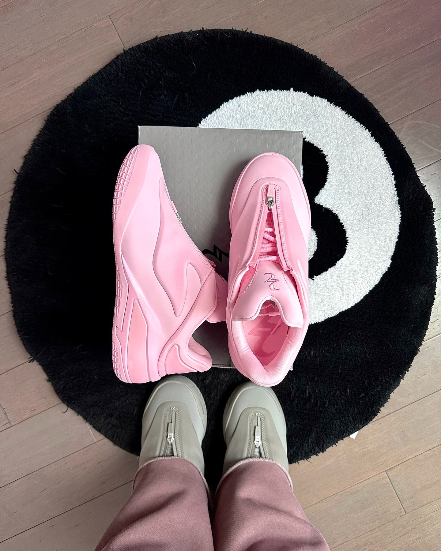 Converse Shai 001 "Pink" Converse Shai 001 Pink A19838C