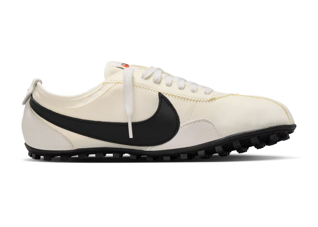 Nike Moon Shoe OG SP "Soft Pearl Black" Nike Moon Shoe OG SP II0407 001 Beitrag 1100 × 785 px 1