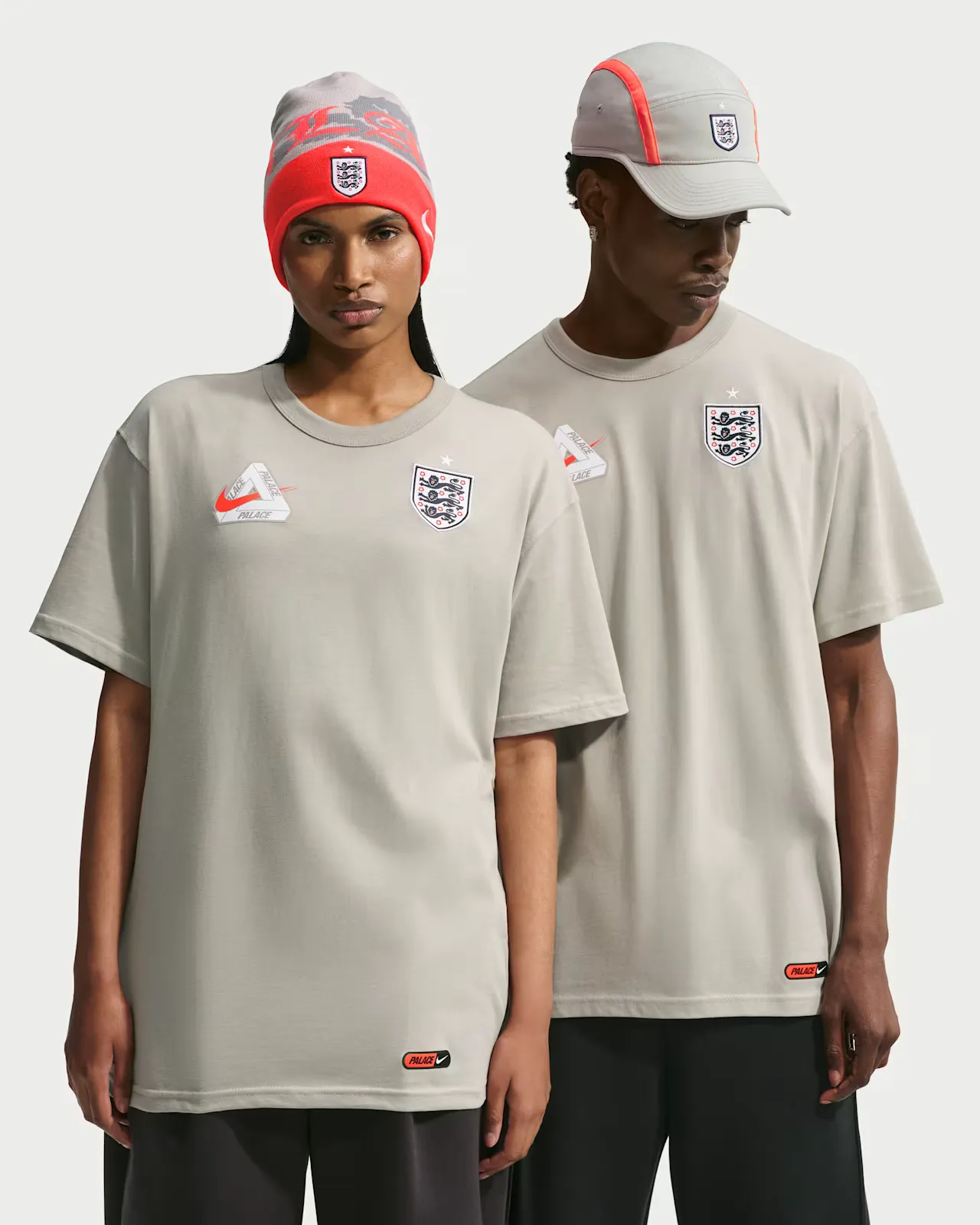 Palace x England x Nike Football Kollektion Palace x England x Nike T Shirt Grey IM6598 052 img0 1000x1000 1