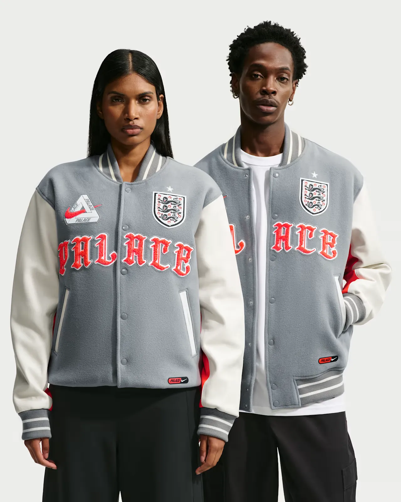 Palace x England x Nike Football Kollektion Palace x England x Nike Varsity Jacket Grey IM6636 065 img0 1000x1000 1