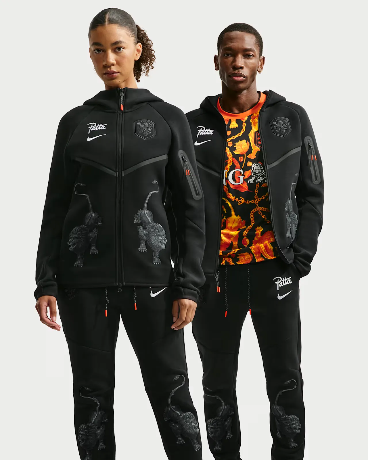 Patta x Netherlands x Nike Kollektion Patta x Netherlands x Nike Tech Fleece Full Zip Windrunner Hoodie Black IM3206 010 img0 1000x1000 1