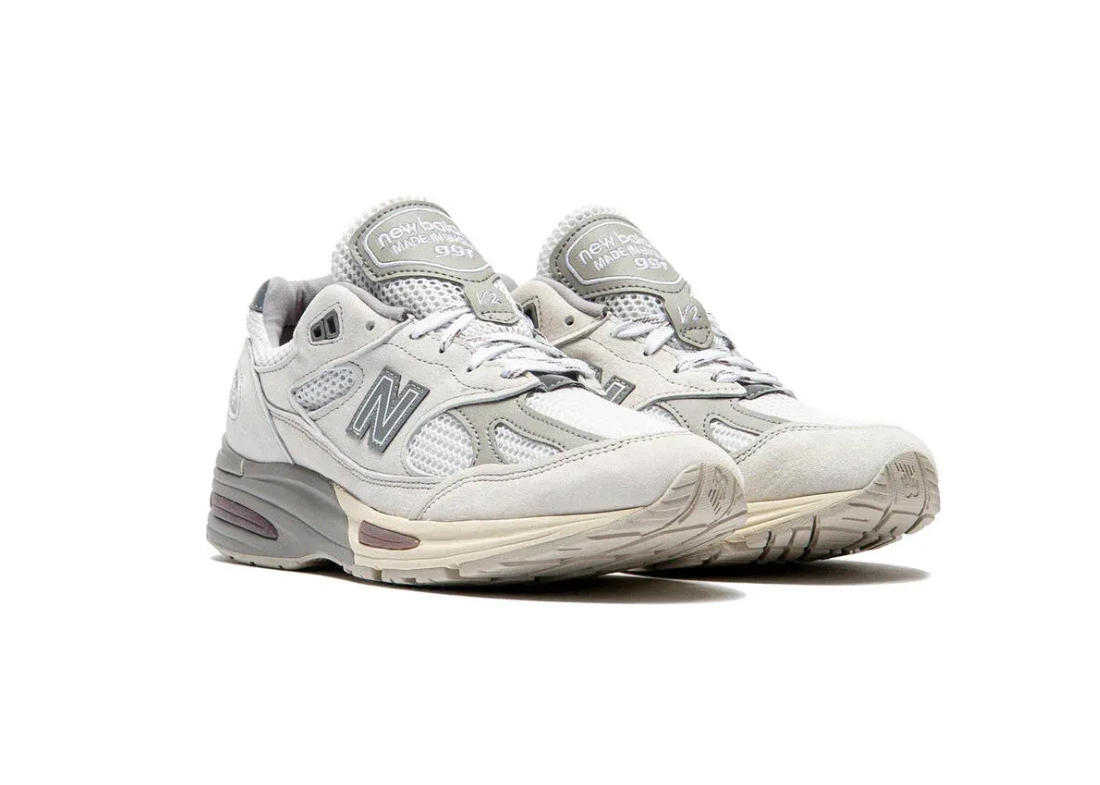 New Balance 991V2 Made in England "Wind Chime Brilliant White" New Balance 991V2 Made in England Wind Chime Brilliant White 2