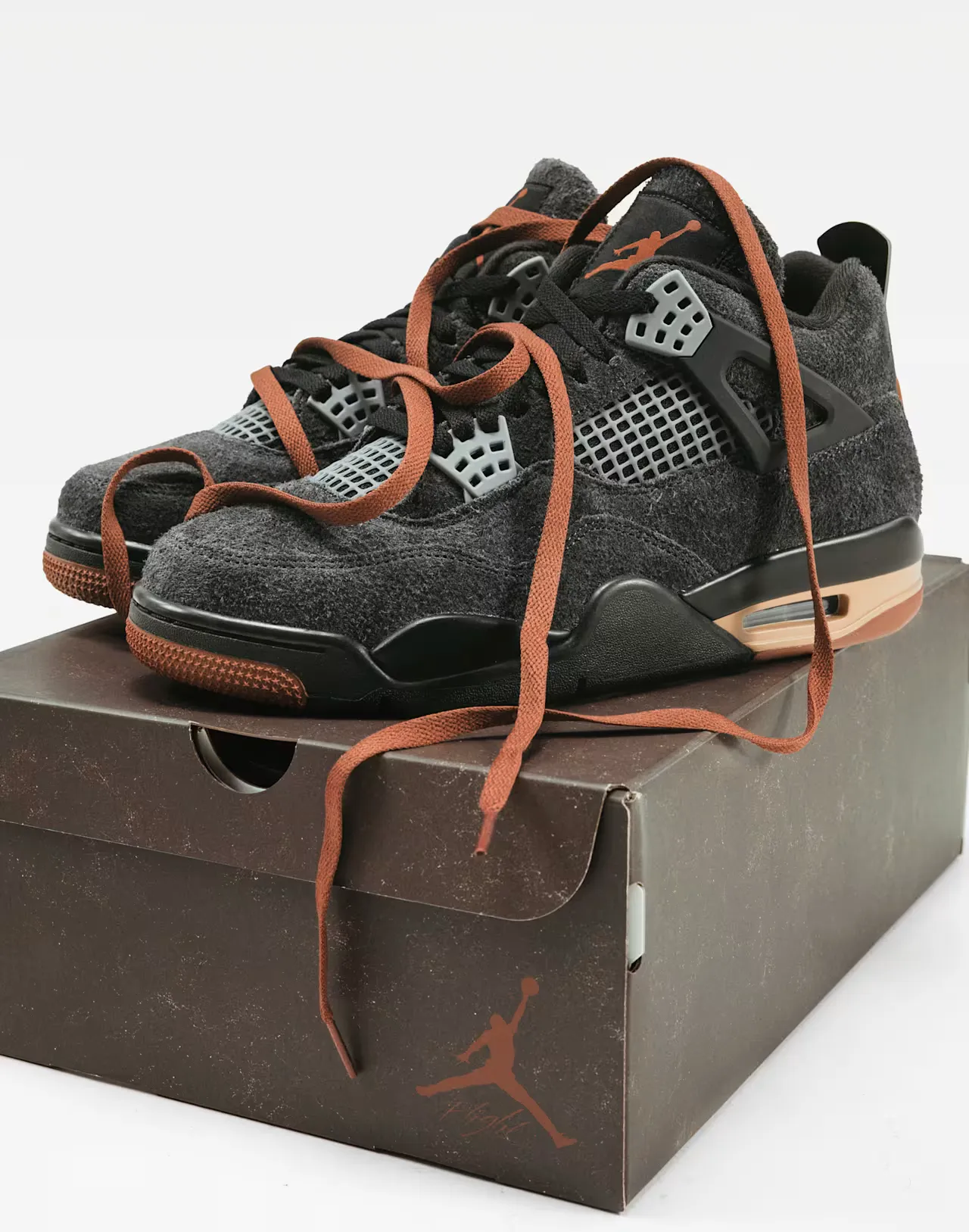 Air Jordan 4 "LONDON" Air Jordan 4 LONDON IV6048 001 img4 1000x1000 1