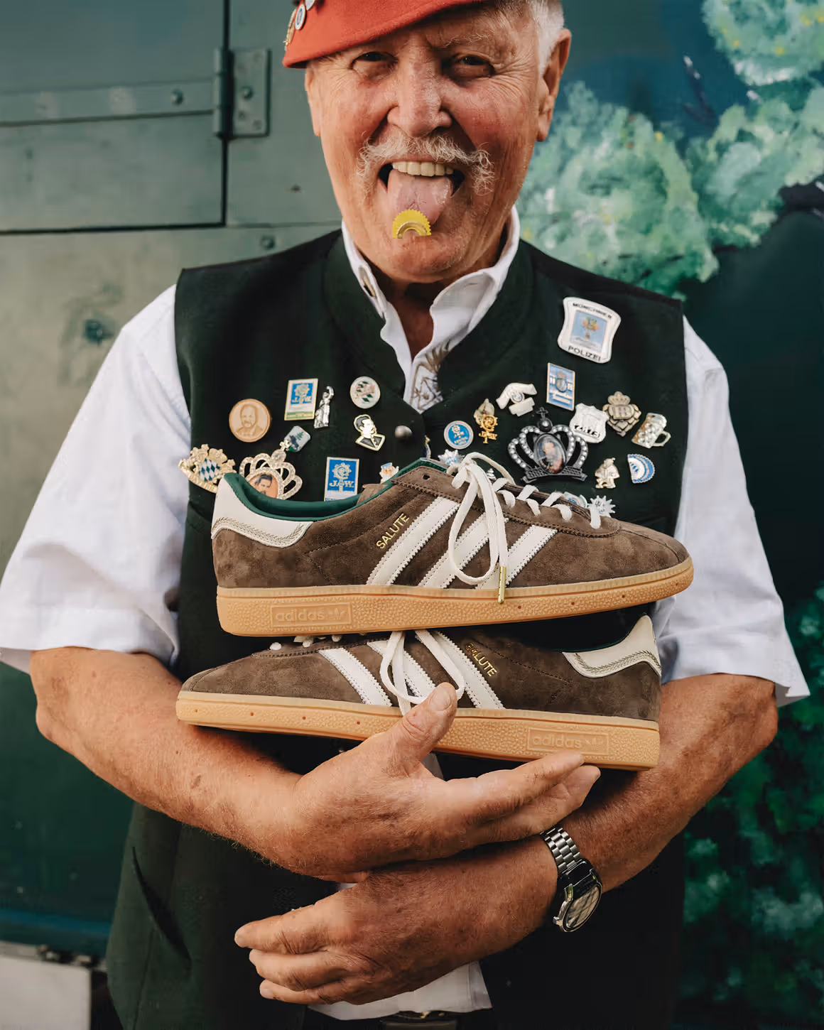 BSTN x adidas München "Oktoberfest" LA3456 02 n.jpg