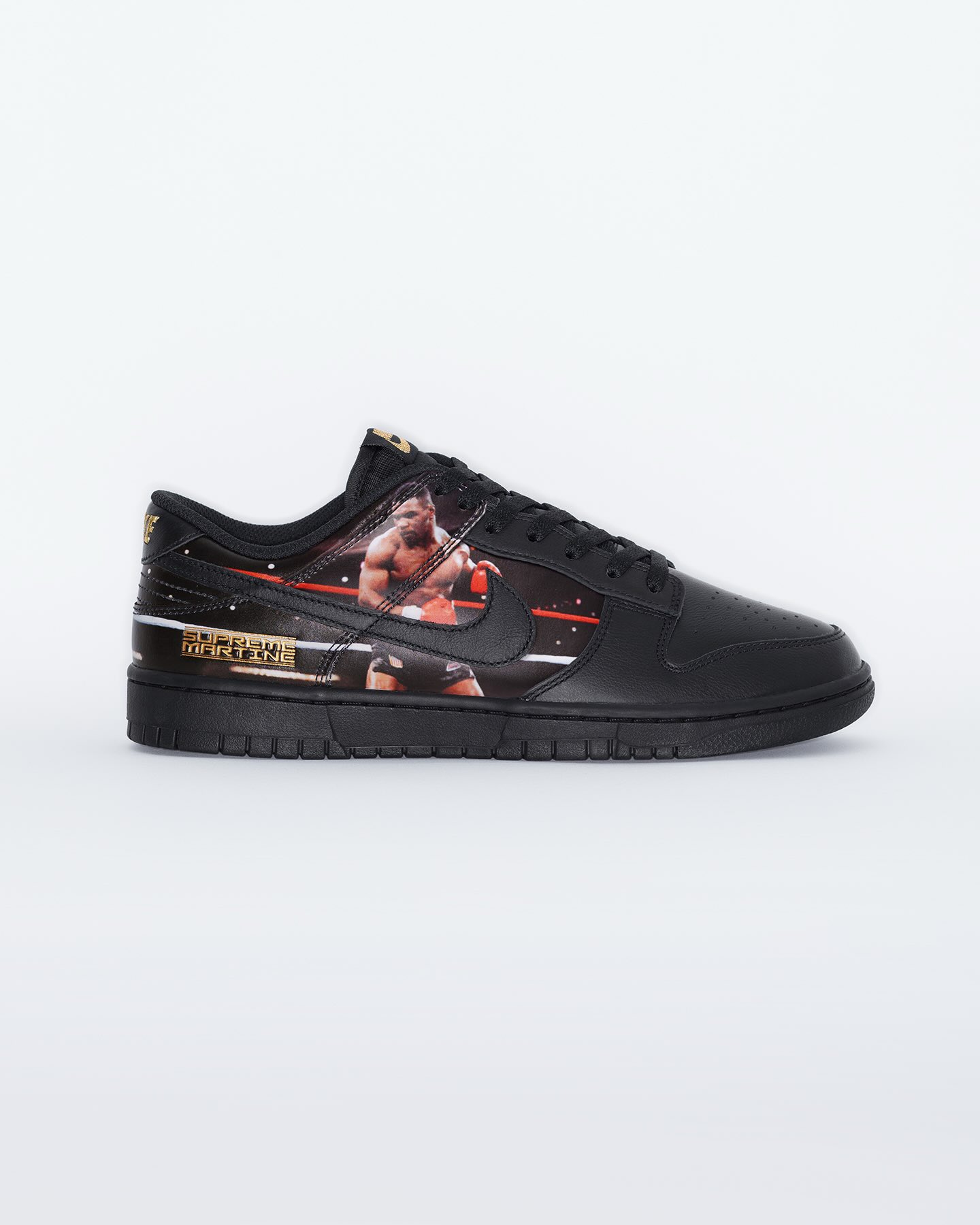 Supreme x Martine Rose x Nike Dunk Low "Mike Tyson" HUbOIApWoAAZ7bP